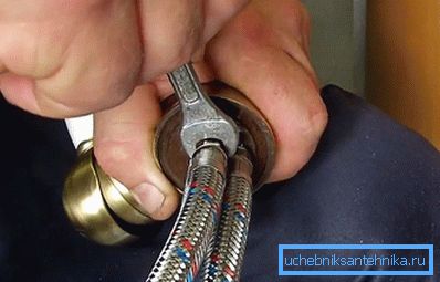 Les tuyaux doivent contenir la clé Les tuyaux doivent contenir la clé