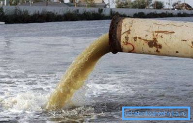 Et puis une station d'épuration prend l'eau de cette rivière ... Et puis une station d'épuration prend l'eau de cette rivière ...