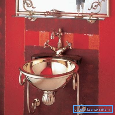 Bol antique en bronze. Bol antique en bronze.
