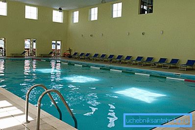 Plus la zone de la piscine est grande, plus l'intensité de la formation de vapeur est intense. Plus la zone de la piscine est grande, plus l'intensité de la formation de vapeur est intense.
