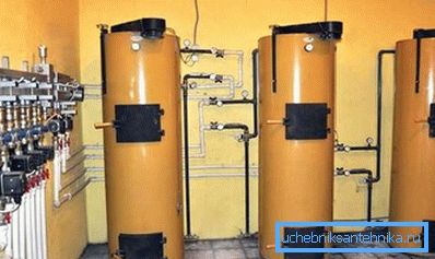 Produits en acier démontrés.