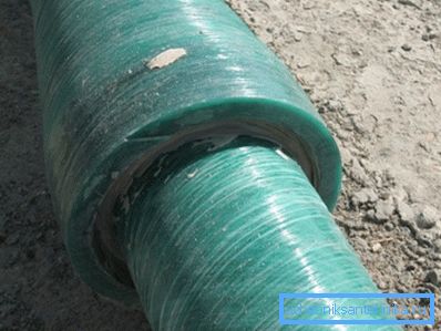 Pour les installations souterraines, utilisez des tuyaux à paroi épaisse et de grande rigidité. Pour les installations souterraines, utilisez des tuyaux à paroi épaisse et de grande rigidité.