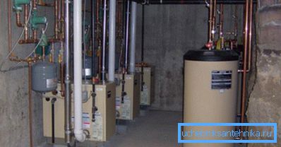 Pour l'installation d'équipements de chauffage puissants, une chaufferie séparée doit être conçue. Pour l'installation d'équipements de chauffage puissants, une chaufferie séparée doit être conçue.