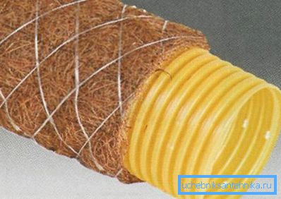 Tuyau de drainage 110 avec un filtre en fibres de coco pour un système de drainage fermé Tuyau de drainage 110 avec un filtre en fibres de coco pour un système de drainage fermé