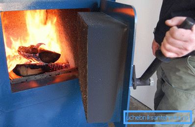 Le bois de chauffage a été et reste l’un des combustibles les plus abordables et les plus populaires. Le bois de chauffage a été et reste l’un des combustibles les plus abordables et les plus populaires.