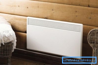 Les électroconvecteurs (sur la photo) sont compacts et assez efficaces