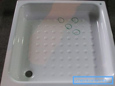 La palette émaillée en acier. La palette émaillée en acier.