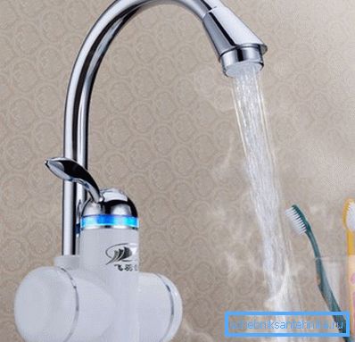Un mélangeur pour chauffe-eau électrique est un autre moyen de combiner eau et électricité. Un mélangeur pour chauffe-eau électrique est un autre moyen de combiner eau et électricité.