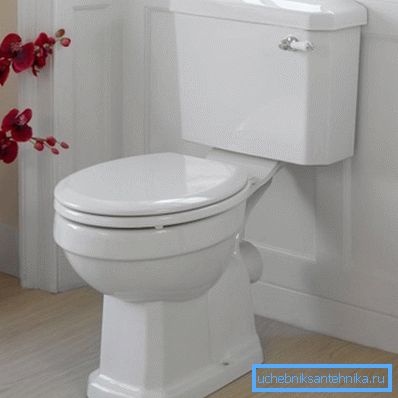 Les cuvettes de toilette en porcelaine sont plus durables et faciles à utiliser. Les cuvettes de toilette en porcelaine sont plus durables et faciles à utiliser.