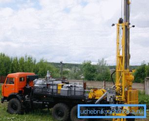 Photos de la machine de forage sur la base de la voiture KAMAZ