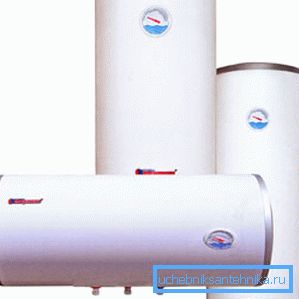 Photo de chauffe-eau électriques. Photo de chauffe-eau électriques.