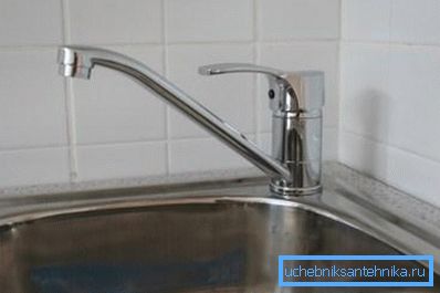 Photo du robinet de cuisine Photo du robinet de cuisine