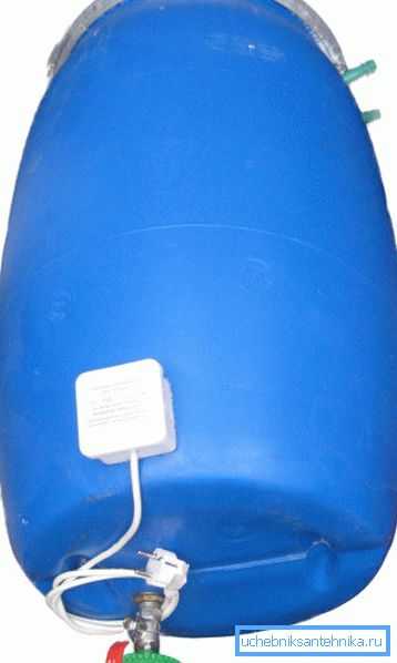 Photo d'un fût en plastique avec chauffage