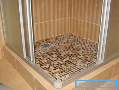 Douche fonctionnelle et confortable.