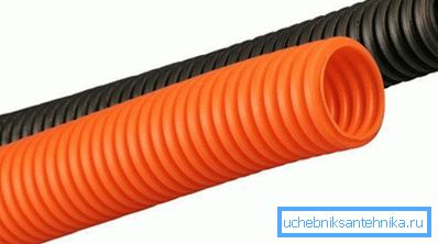Tube en carton ondulé DKS avec une broche Tube en carton ondulé DKS avec une broche