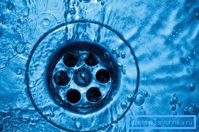 L'eau chaude résiste efficacement aux dépôts de graisse L'eau chaude résiste efficacement aux dépôts de graisse