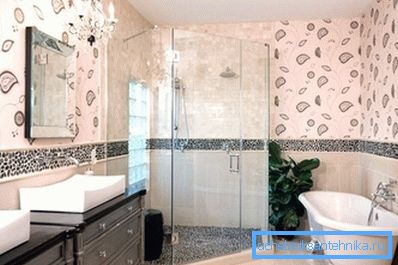 Salle de bain intérieure avec douche et baignoire chez vous
