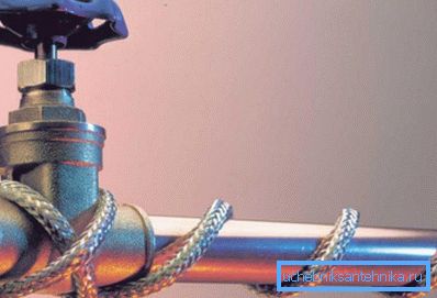 L'utilisation d'un câble chauffant vous permettra d'oublier le problème ci-dessus pour toujours. L'utilisation d'un câble chauffant vous permettra d'oublier le problème ci-dessus pour toujours.
