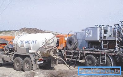 En règle générale, les travaux de cimentation sont effectués à l'aide d'un matériel sérieux. En règle générale, les travaux de cimentation sont effectués à l'aide d'un matériel sérieux.