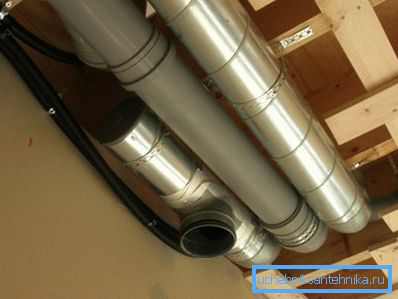 Les tuyaux d’égout peuvent parfois servir de ventilation Les tuyaux d’égout peuvent parfois servir de ventilation