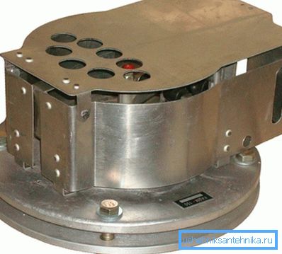Une soupape de surpression pour la ventilation régule la pression de la pièce Une soupape de surpression pour la ventilation régule la pression de la pièce