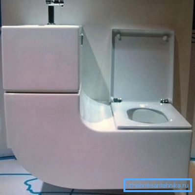 Kombi Santekhpribor - lavabo avec toilette Kombi Santekhpribor - lavabo avec toilette