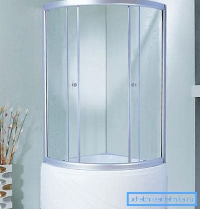 Cabines de douche compactes avec une palette haute 70h70 cm