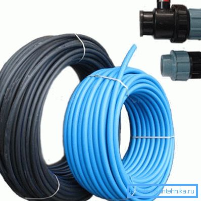 Accessoires de plomberie dans le pays - tuyaux et raccords en polyéthylène Accessoires de plomberie dans le pays - tuyaux et raccords en polyéthylène