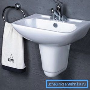 Les modèles avec demi-caissons sont très élégants, mais leur prix est plus élevé que celui des structures suspendues standard. Les modèles avec demi-caissons sont très élégants, mais leur prix est plus élevé que celui des structures suspendues standard.