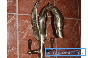 Robinet en laiton. Robinet en laiton.
