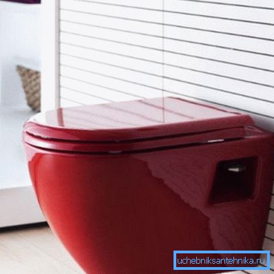 La toilette rouge du type suspendu apportera une touche de brillance à toute pièce, quelle que soit sa taille.