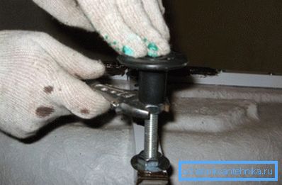 Pieds de montage avec buses d'appui Pieds de montage avec buses d'appui