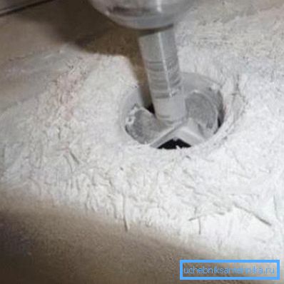 Toute erreur dans de tels travaux peut endommager une plomberie coûteuse, vous devez donc tout faire avec soin Toute erreur dans de tels travaux peut endommager une plomberie coûteuse, vous devez donc tout faire avec soin
