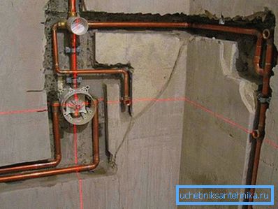 Le cuivre est une excellente option pour les pipelines cachés. Le cuivre est une excellente option pour les pipelines cachés.
