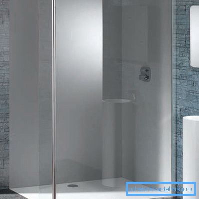 Sur la photo - Cabine de douche du fabricant allemand - Huppe Sur la photo - Cabine de douche du fabricant allemand - Huppe