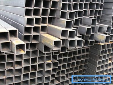 Sur la photo - le matériau optimal pour la construction de baldaquins et de pavillons Sur la photo - le matériau optimal pour la construction de baldaquins et de pavillons