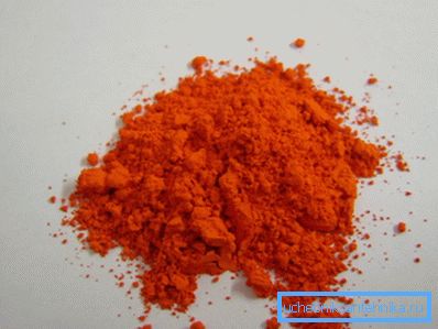 Sur la photo - plomb rouge Sur la photo - plomb rouge