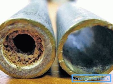Sur la photo - le tuyau avant et après le lavage. Sur la photo - le tuyau avant et après le lavage.