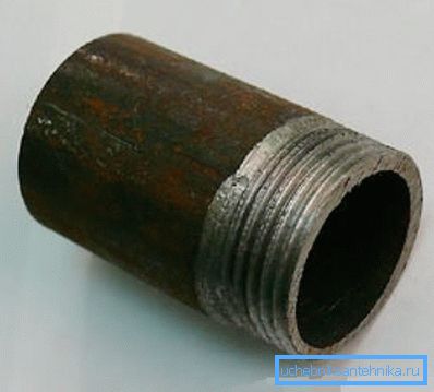 Sur la photo - fil cylindrique
