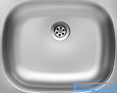 Les égratignures sont moins formées sur une surface mate, mais l'accumulation de calcaire peut se produire beaucoup plus rapidement. Les égratignures sont moins formées sur une surface mate, mais l'accumulation de calcaire peut se produire beaucoup plus rapidement.