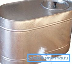 Réservoir galvanisé pour l'eau avec un robinet de 95 litres Réservoir galvanisé pour l'eau avec un robinet de 95 litres
