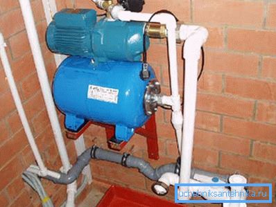 La présence de plusieurs pompes permettra une utilisation plus rationnelle du système d'approvisionnement en eau. La présence de plusieurs pompes permettra une utilisation plus rationnelle du système d'approvisionnement en eau.