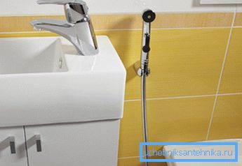 Mitigeur de bidet mural avec douche hygiénique ne gâche pas l'intérieur