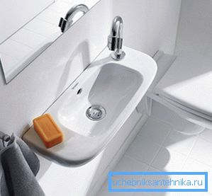 Petit lavabo étroit Petit lavabo étroit