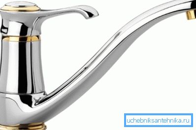 Seul robinet pour le lavage. Seul robinet pour le lavage.