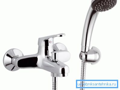 Mitigeur monocommande avec douche flexible