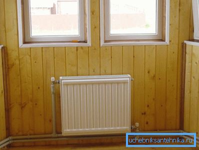 Pose ouverte de chauffage dans une maison en bois Pose ouverte de chauffage dans une maison en bois