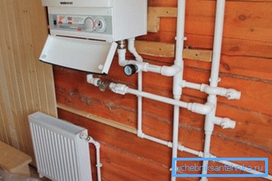 Système de chauffage construit sur un système à deux tuyaux Système de chauffage construit sur un système à deux tuyaux