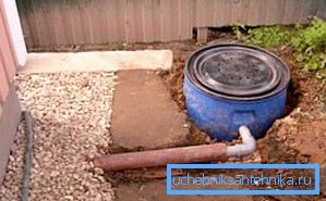 Le liquide résiduaire va dans le réservoir de drainage ou la fosse septique. Le liquide résiduaire va dans le réservoir de drainage ou la fosse septique.