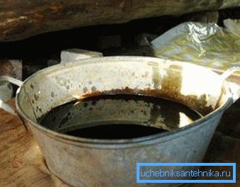 L'huile moteur usée peut servir de bon carburant pour une chaudière de chauffage.